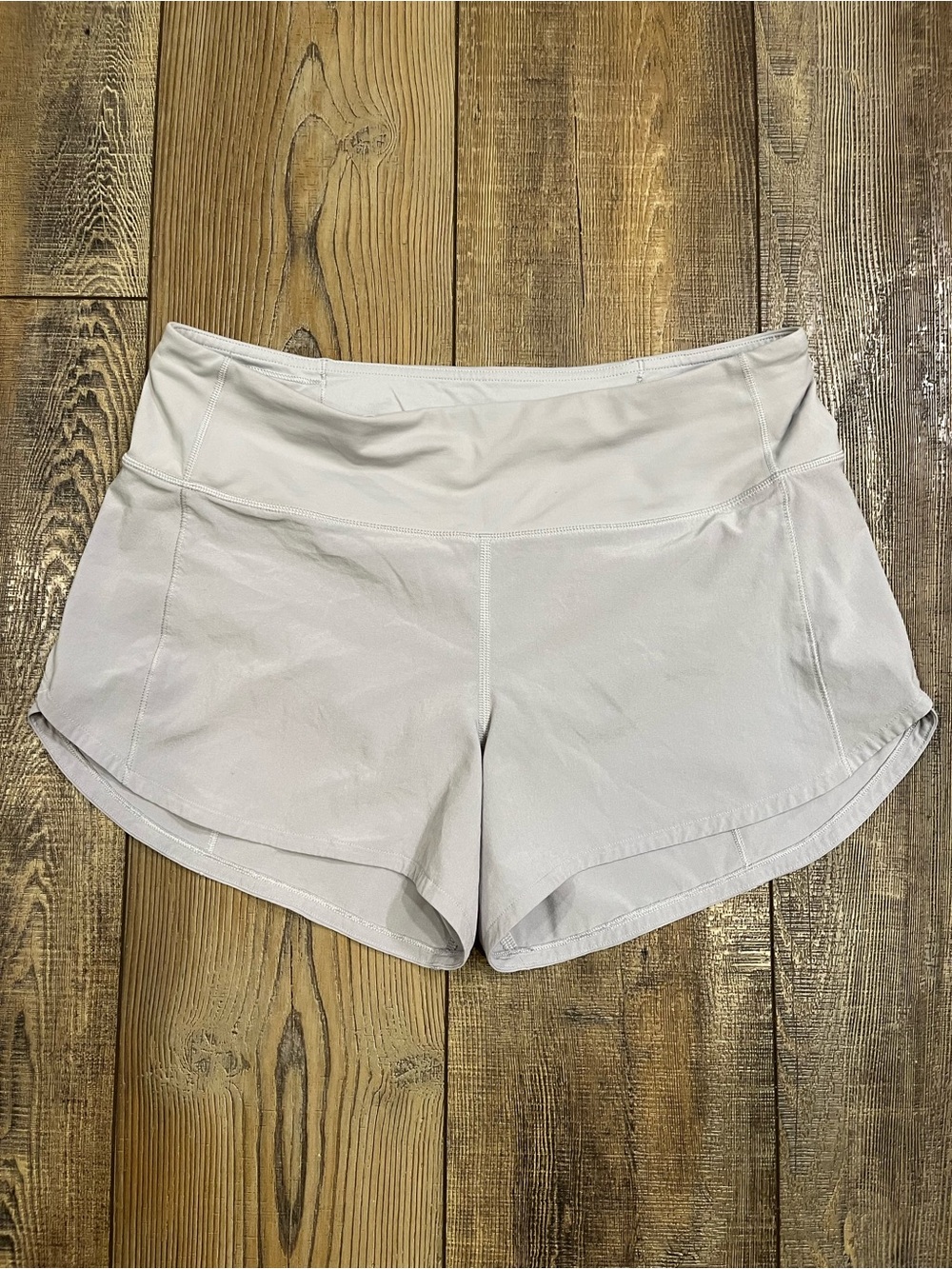 Lululemon athletica Light Gray Women's Athletic Shorts, size 6
